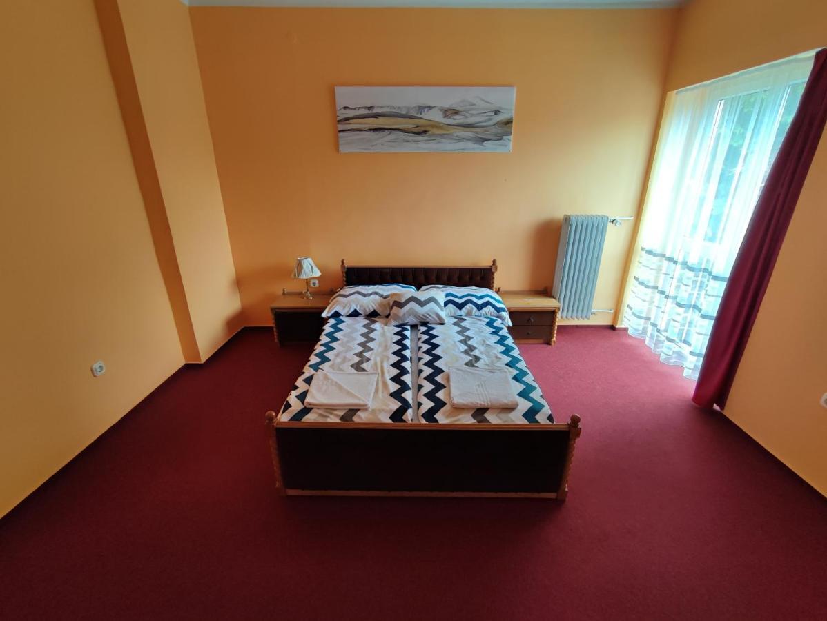 Hotel Beke Sziget Komló מראה חיצוני תמונה