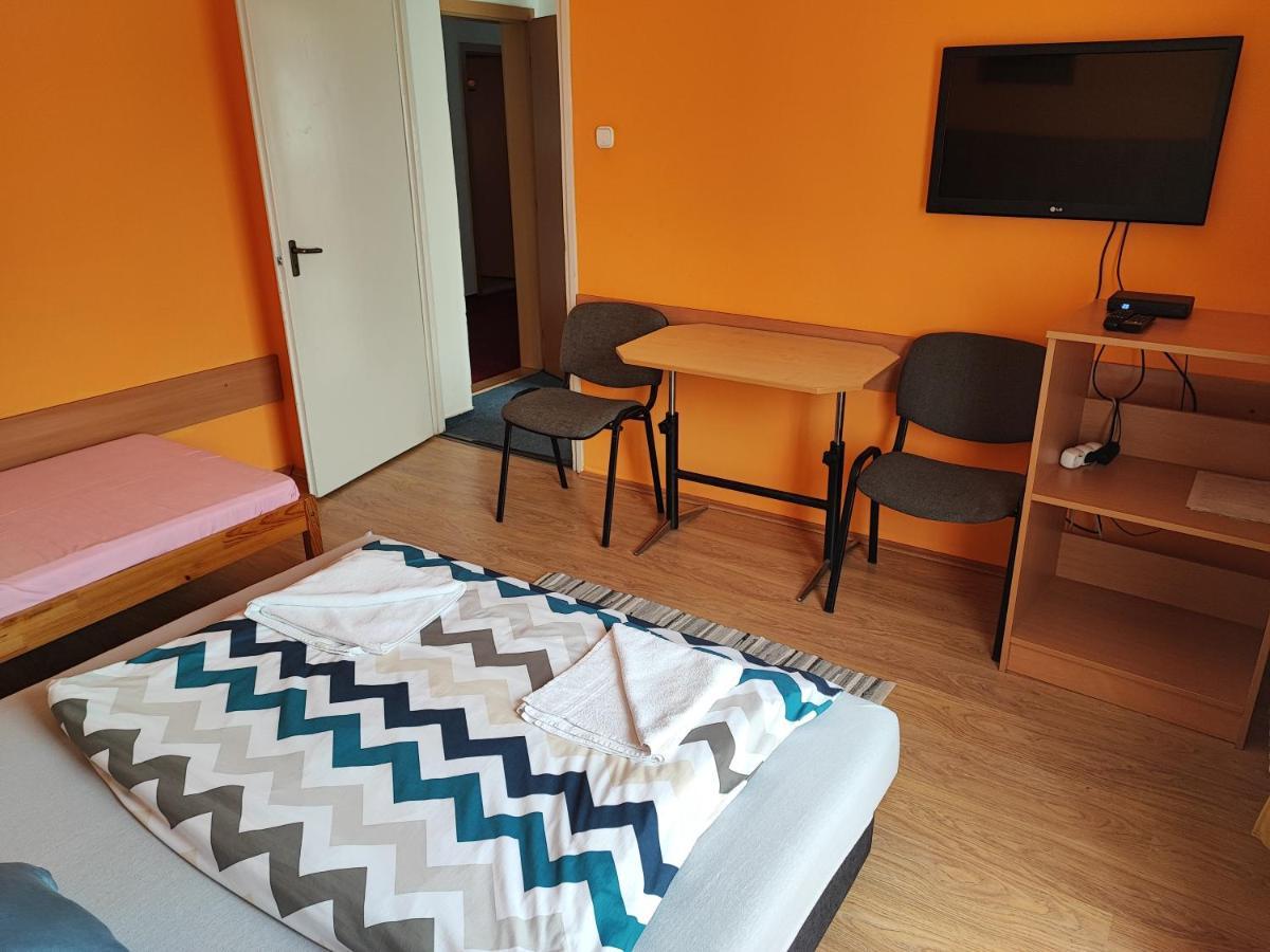 Hotel Beke Sziget Komló מראה חיצוני תמונה