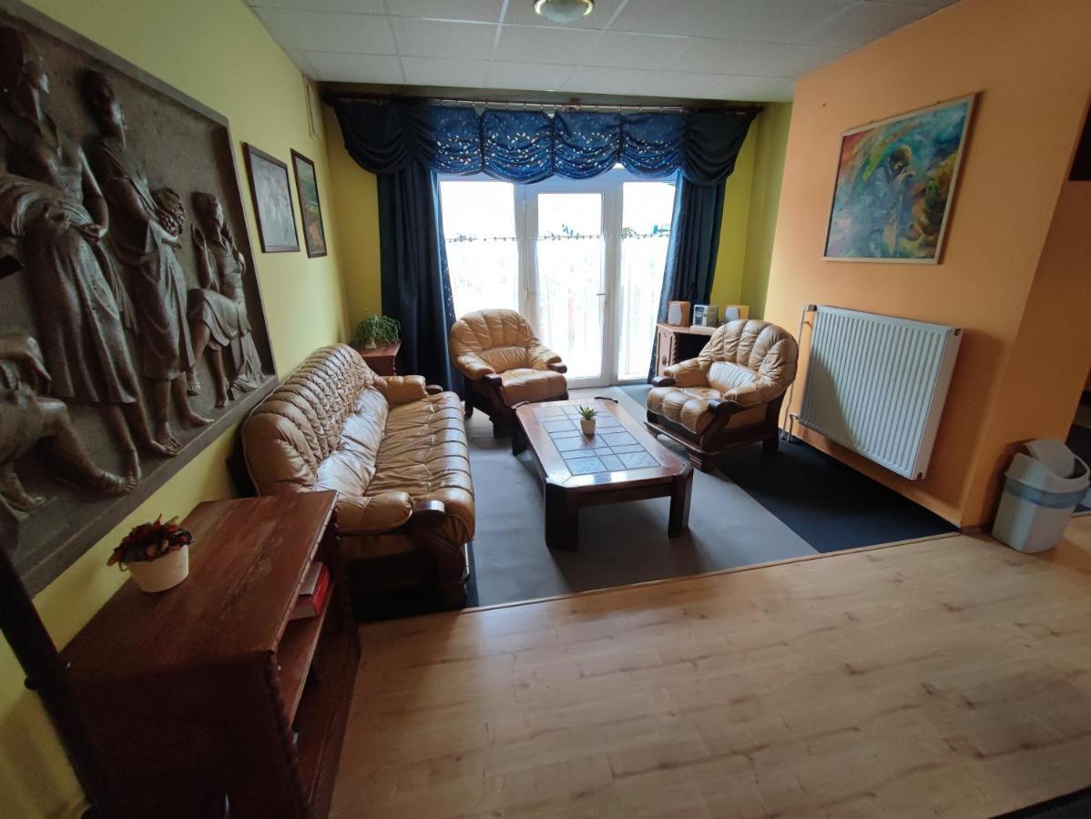 Hotel Beke Sziget Komló מראה חיצוני תמונה