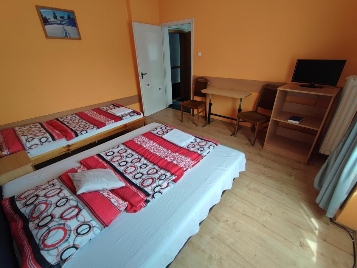 Hotel Beke Sziget Komló מראה חיצוני תמונה
