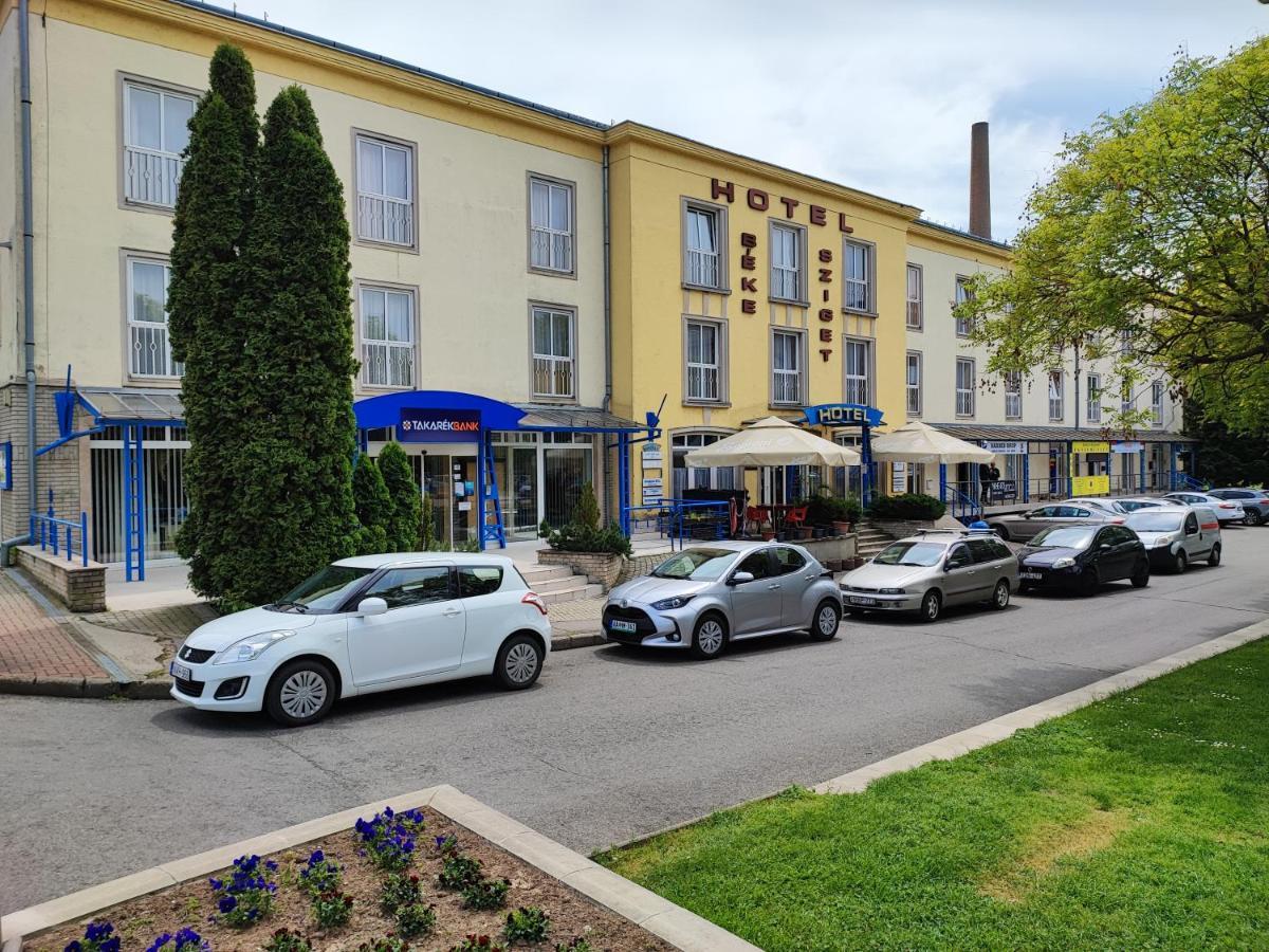 Hotel Beke Sziget Komló מראה חיצוני תמונה