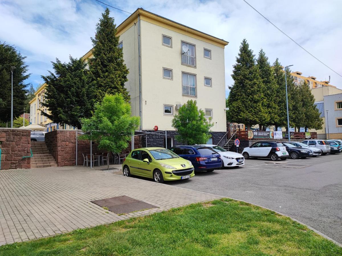 Hotel Beke Sziget Komló מראה חיצוני תמונה