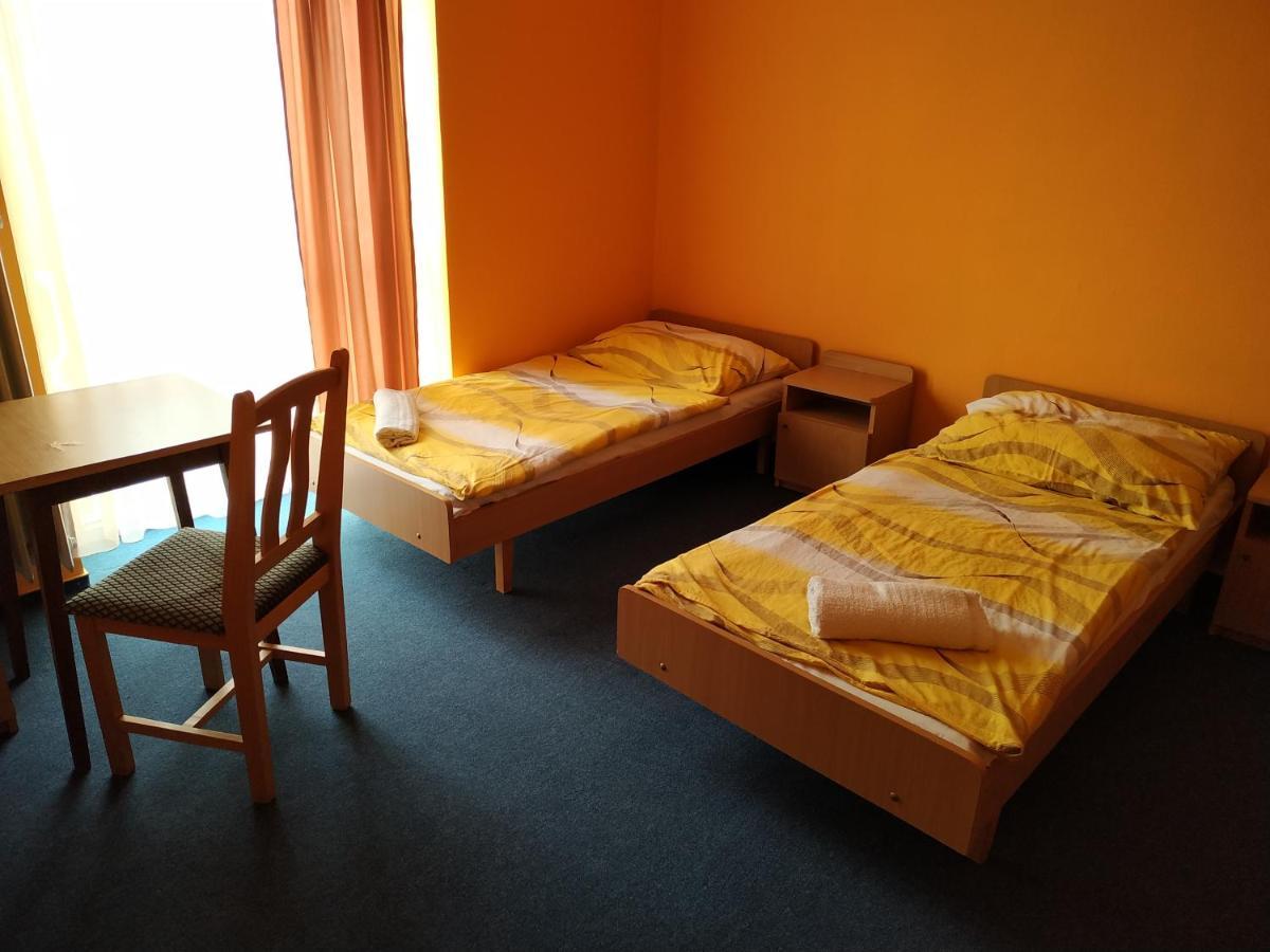 Hotel Beke Sziget Komló מראה חיצוני תמונה