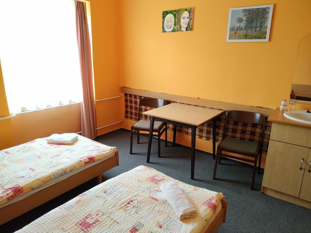 Hotel Beke Sziget Komló מראה חיצוני תמונה